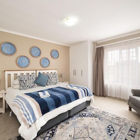 Admirals Lodge Guest House And Brightways Self Catering Apartments Puerto Elizabeth Exterior foto