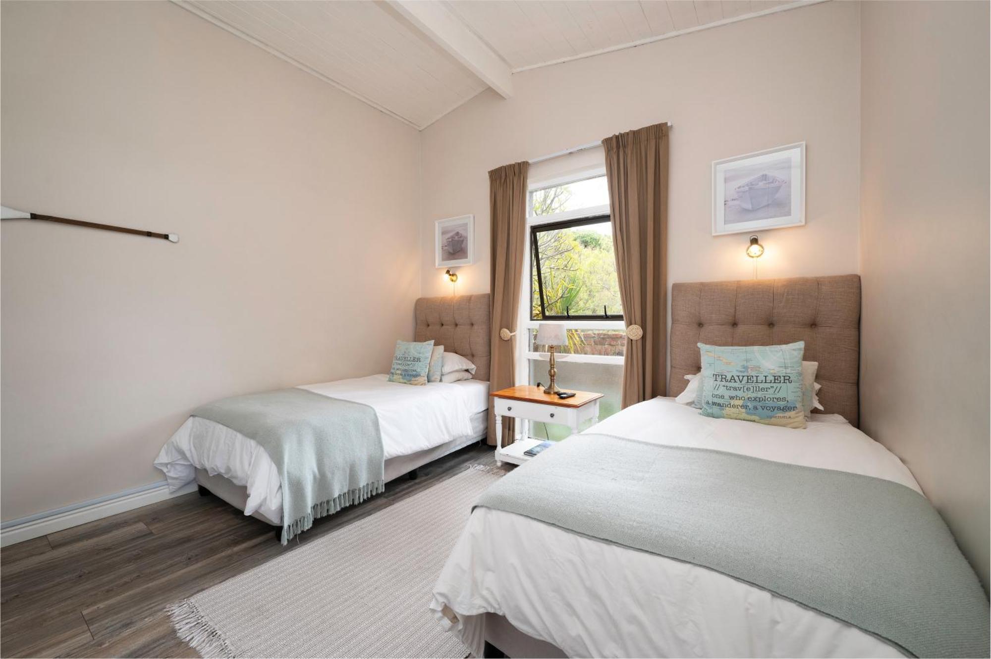 Admirals Lodge Guest House And Brightways Self Catering Apartments Puerto Elizabeth Exterior foto